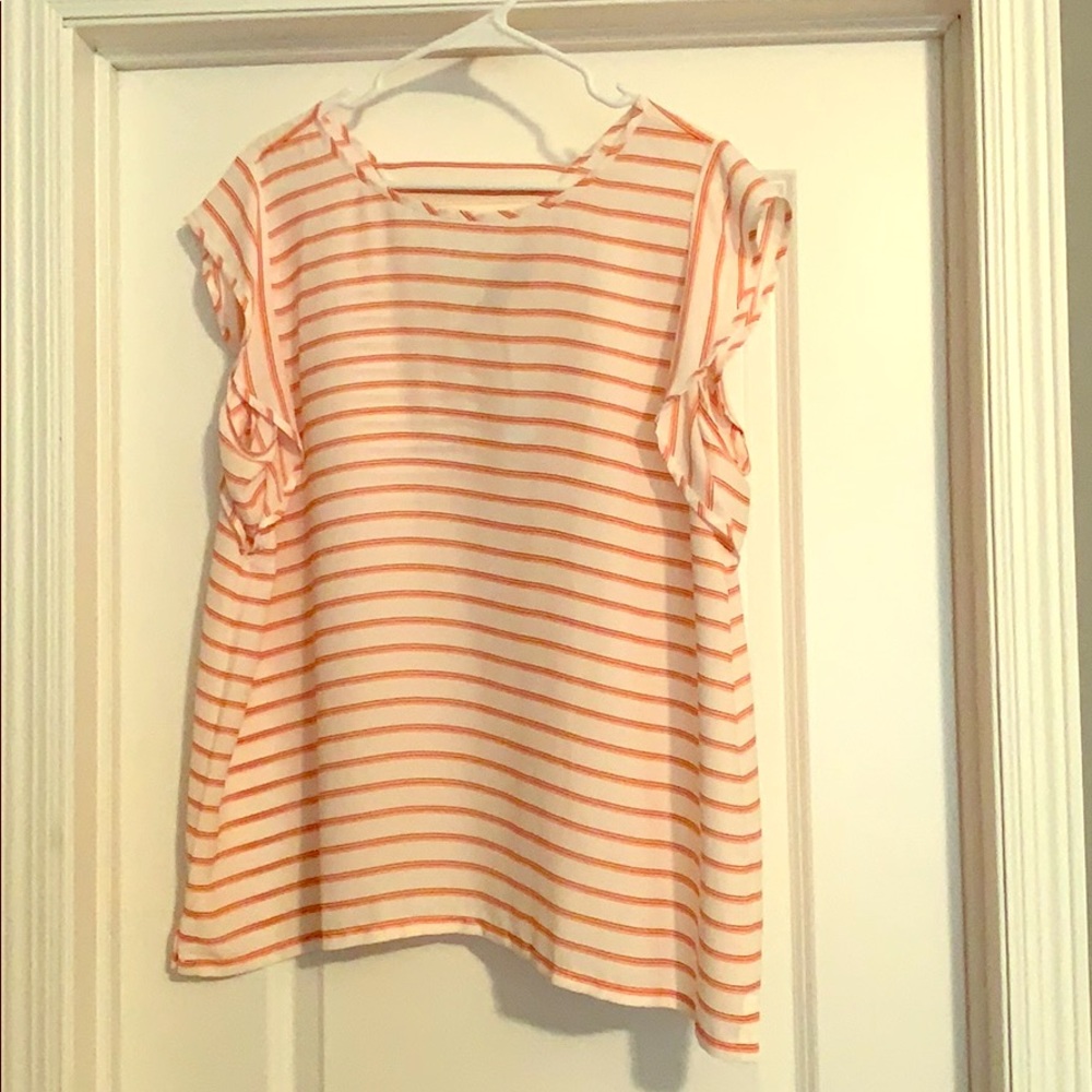 NWT Loft Sz XL White/Coral Flutter-Sleeved Top